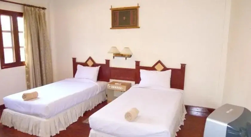 Villa Muang Swa & Night Club