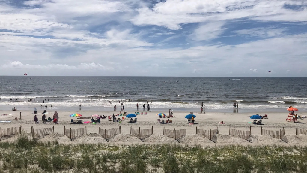 Southern Breeze Ocean Front Hotel