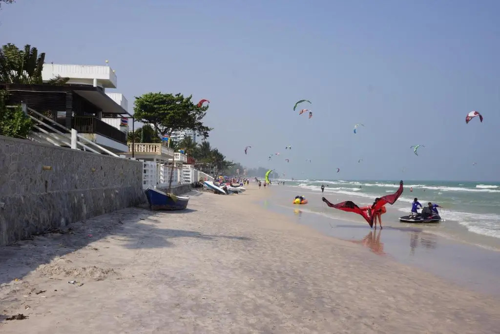 Flame Tree Suite 110 sqm 2-Bedroom Apartment