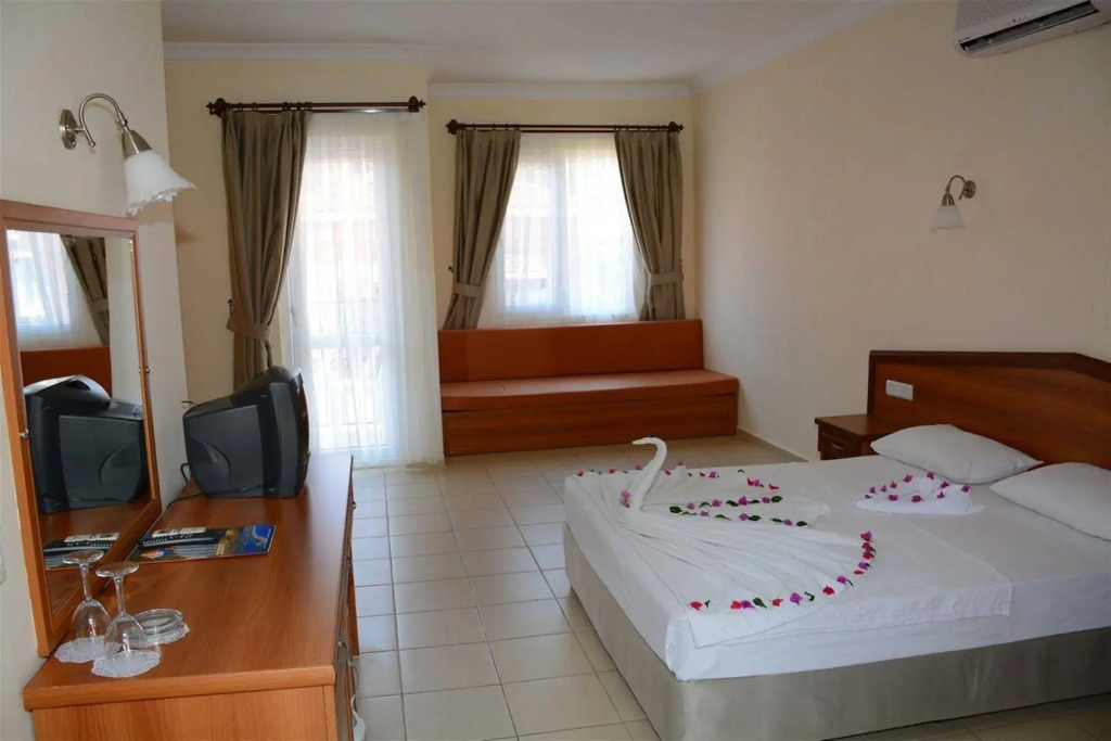 Karbel Beach Hotel