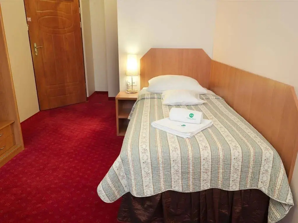 Aura - Hotel & Restaurant & Sauna