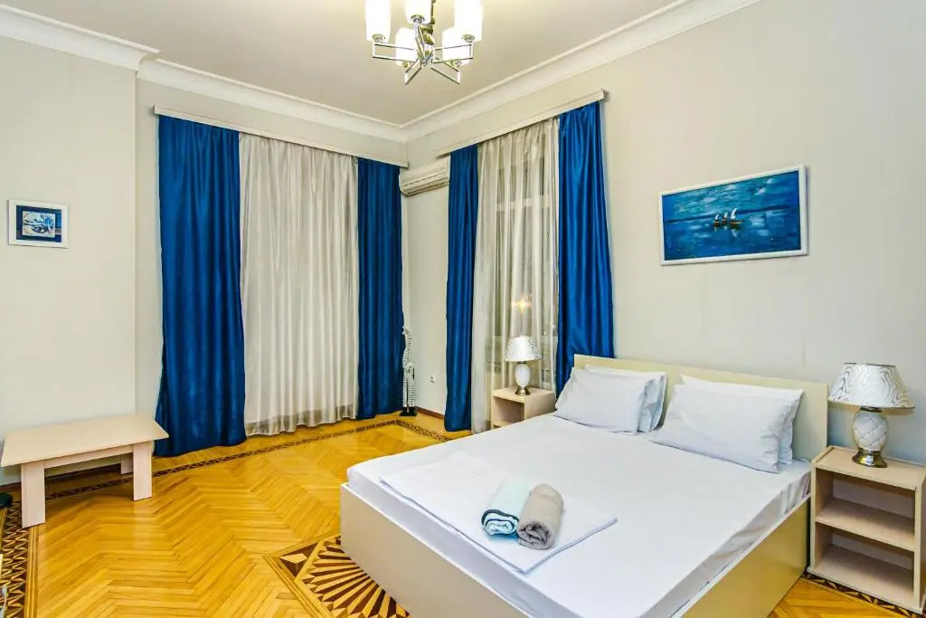 Hilton DeLuxe Apartment 4 room
