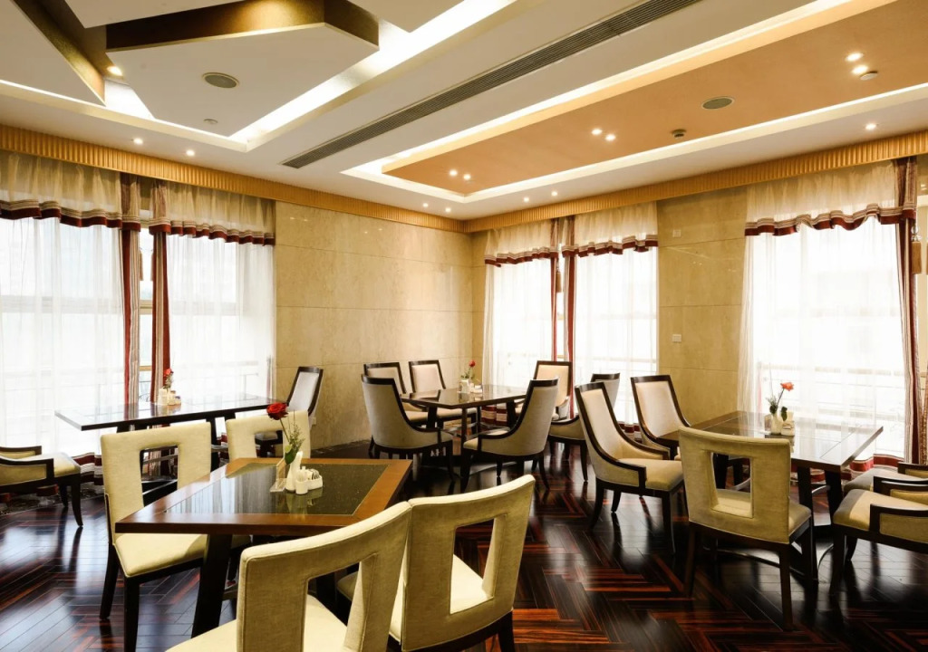 Beijing Tibet Hotel