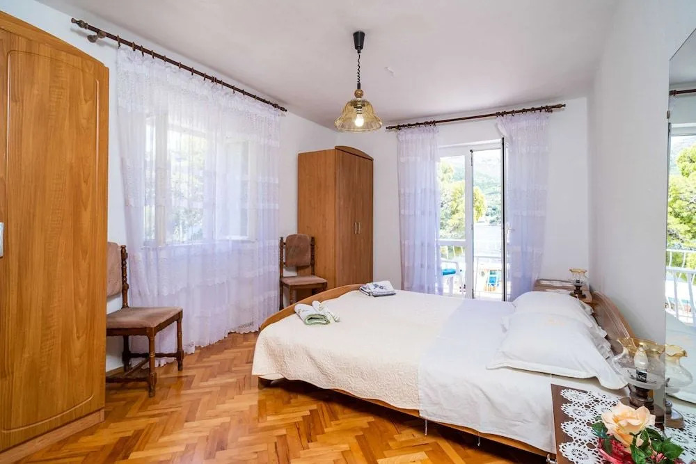Apartments Zarac