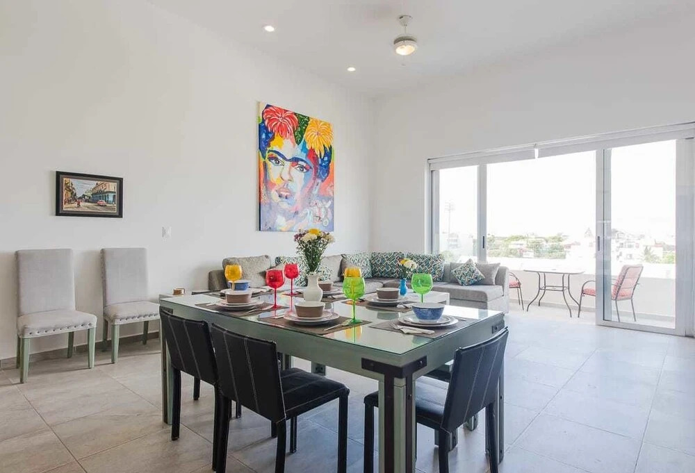 Luxury 2 bedroom Apartment Beautiful View
