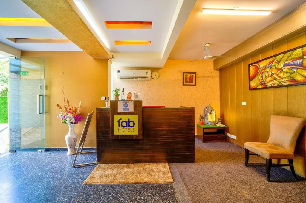 FabHotel Rivlet