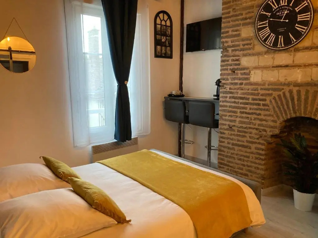 Studio Deschainets - Center of Troyes 200m from the Train Station
