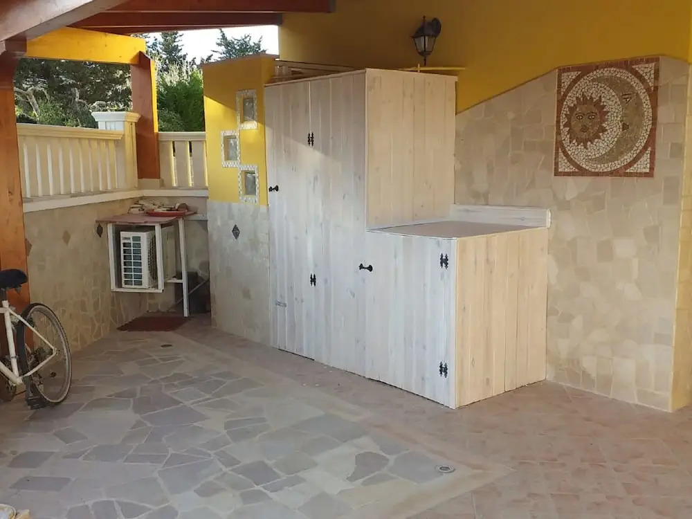 Traditional Holiday Home in Torre Dell'orso With Patio