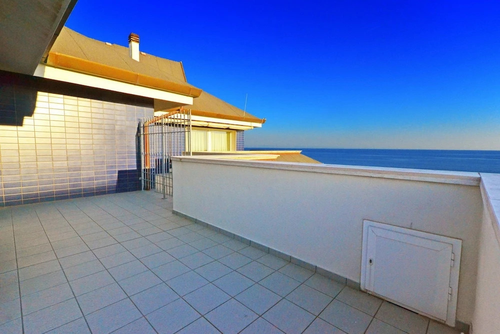 Blu Residence