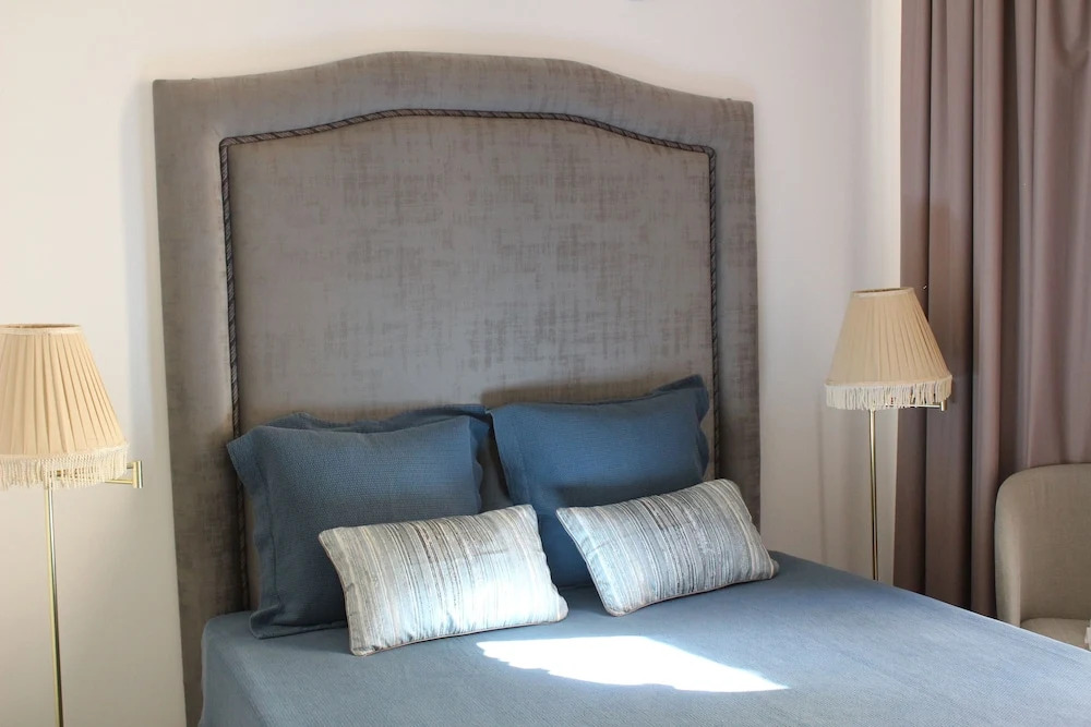Day Off Suite&Hostel