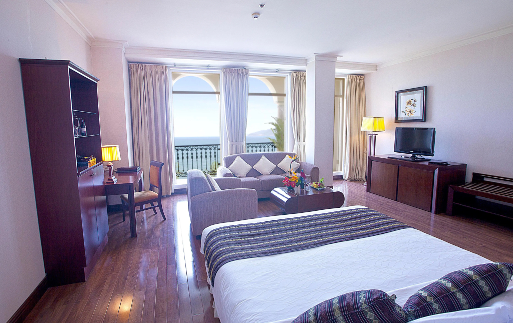 Sunrise Nha Trang Beach Hotel & Spa