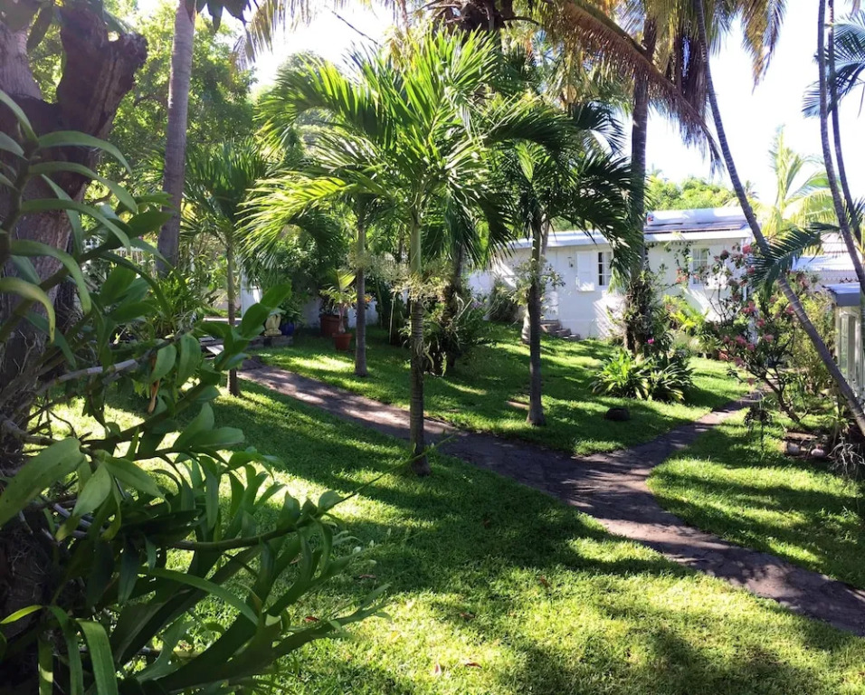 Studio in Boucan Canot, With Enclosed Garden and Wifi - 300 m From the