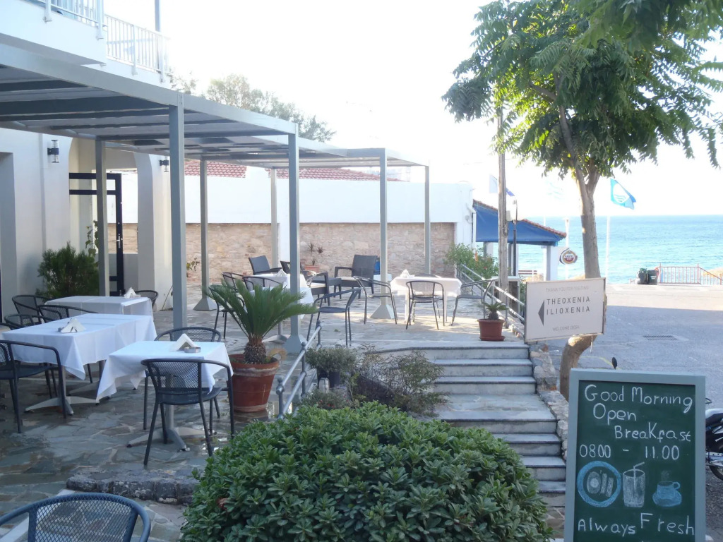 Chios Xenia Studios & Apartments