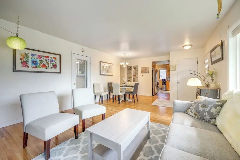 8 Mi to Lake Bowdoin: Pet-friendly Family Home!