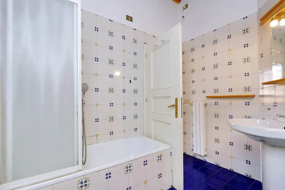 Trevi Comfortable Terrace Apartment