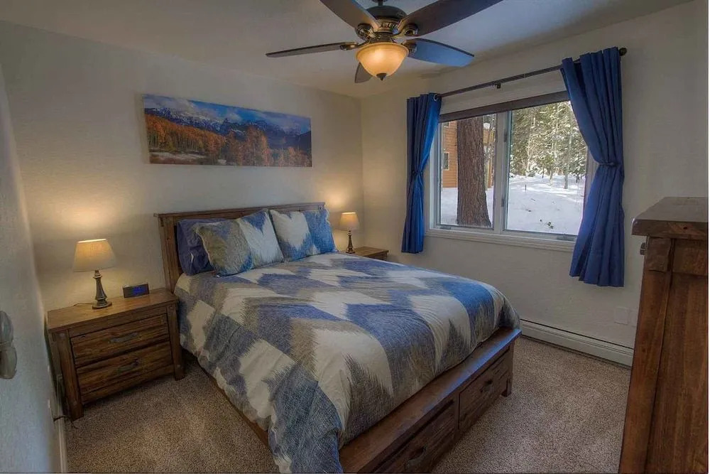 Tahoe Pines Chateau by Lake Tahoe Accommodations