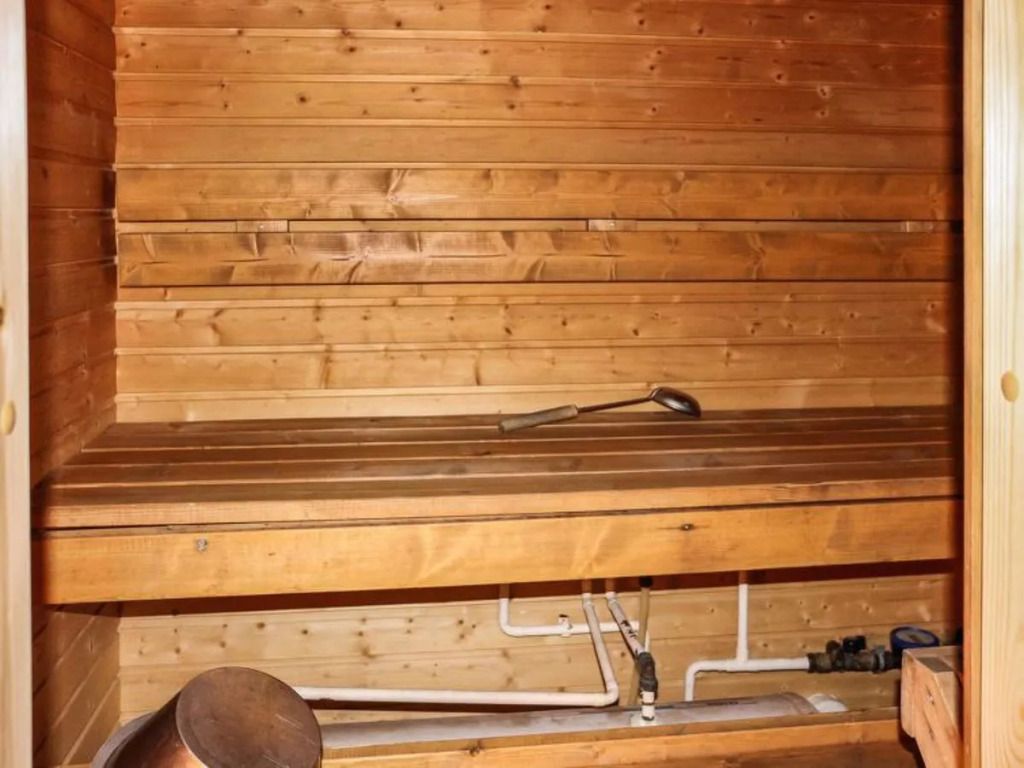 Alppikylä 8a paritalo includes two ski l
