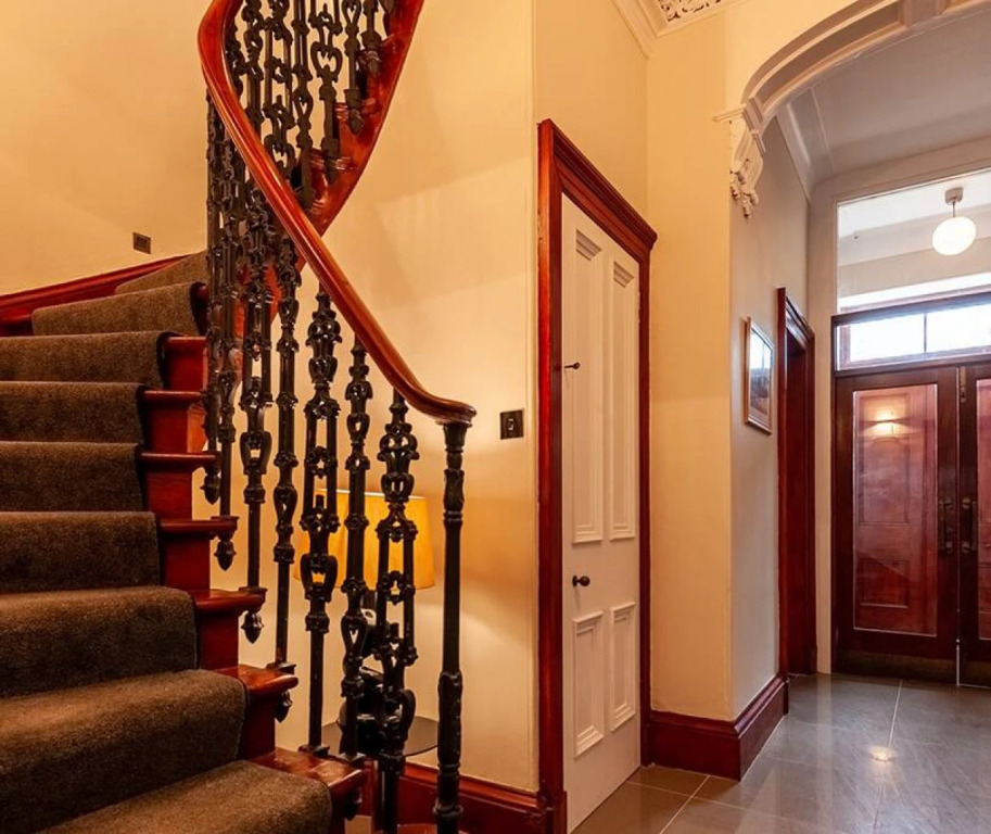 Nelson Manor City Centre Townhouse