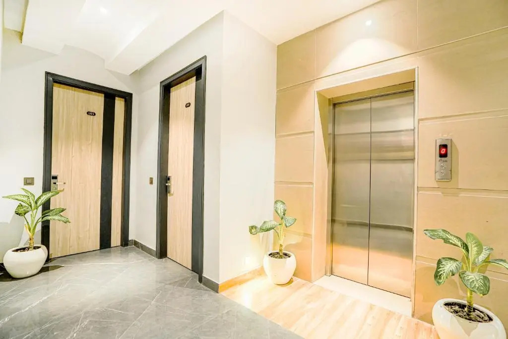 Hotel Grand Cabbana By Levelup Hotels