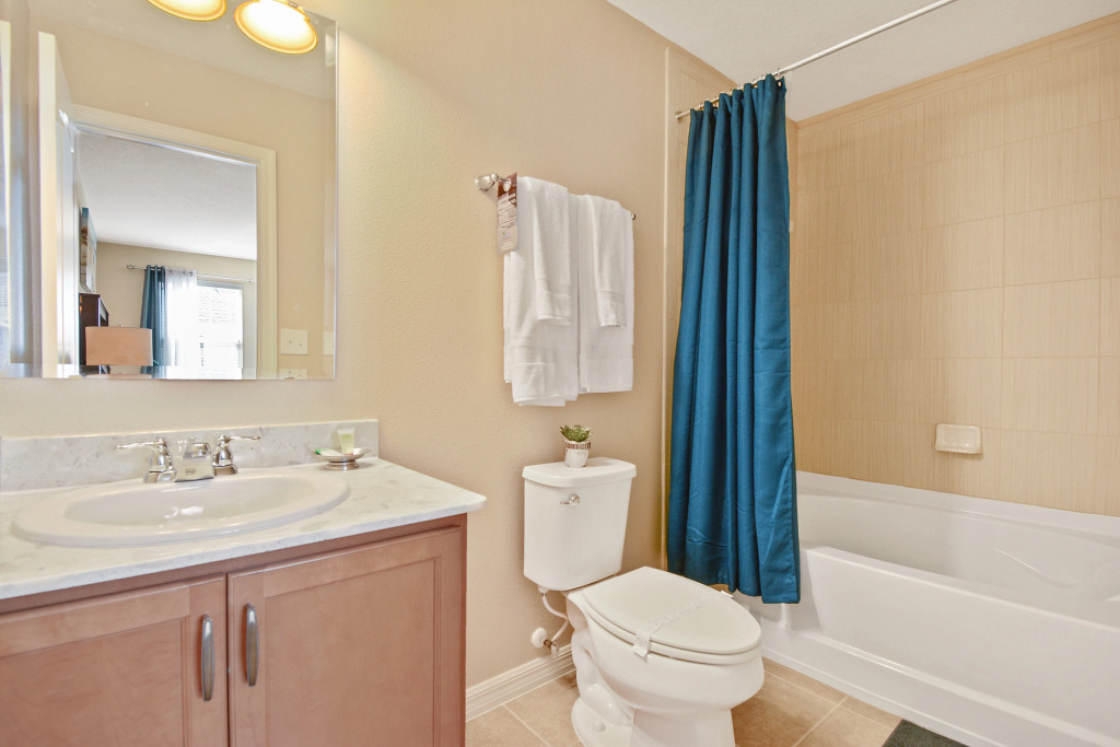 Four Bedrooms Townhouse Close to Disney 5120