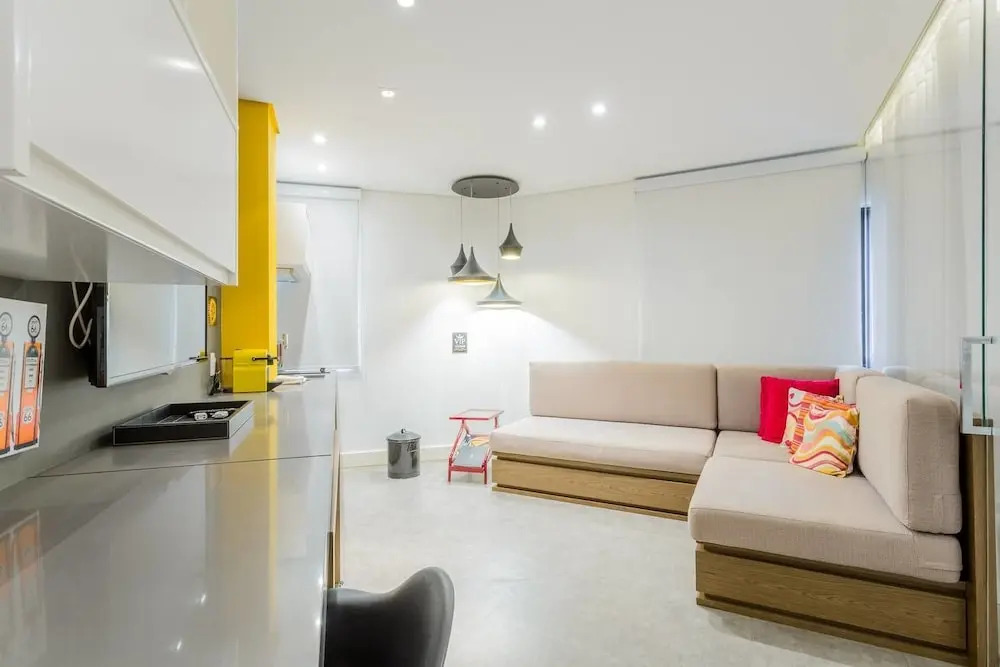 Hp87 Stylish and Cozy Studio in Jardins