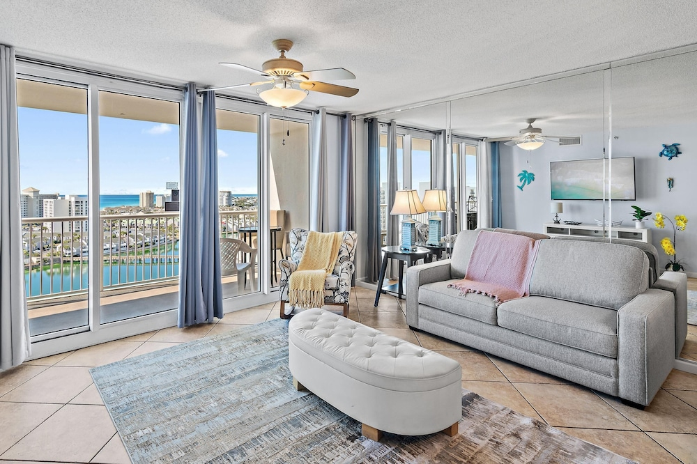 Pelican Beach Terrace 1404