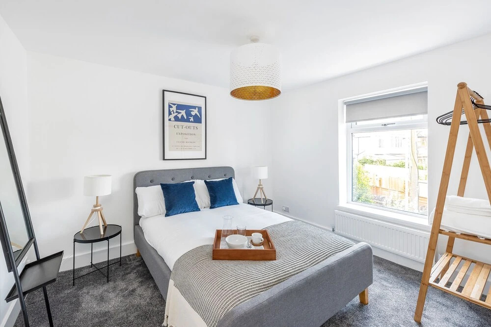Stylish Apartment In Leafy Central Neighbourhood