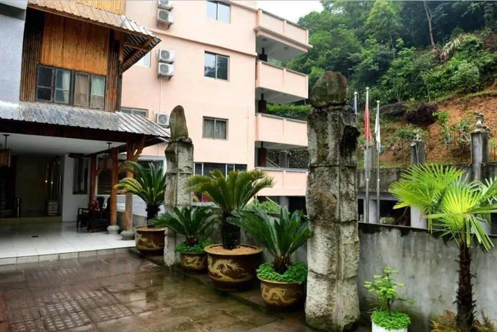 Yandangshan Inn