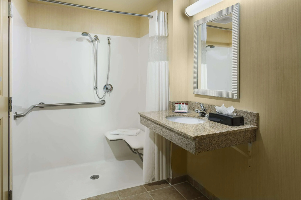 Roosevelt Grand Dakota SureStay Collection by Best Western