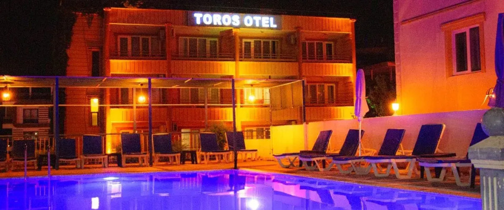 Toros Hotel