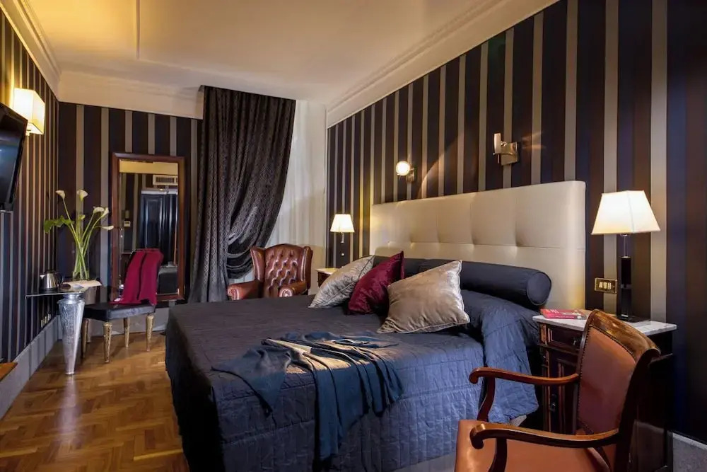 The Inn at the Spanish Steps Prestige Collection - MDR Penthouse