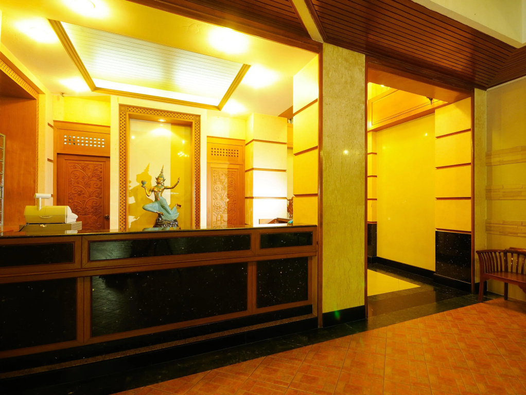 Khaosan Palace Hotel