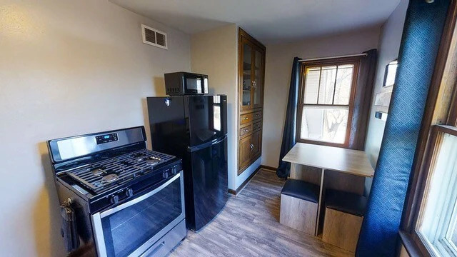 Garfield Park Stay - 5 min to Fountain Square