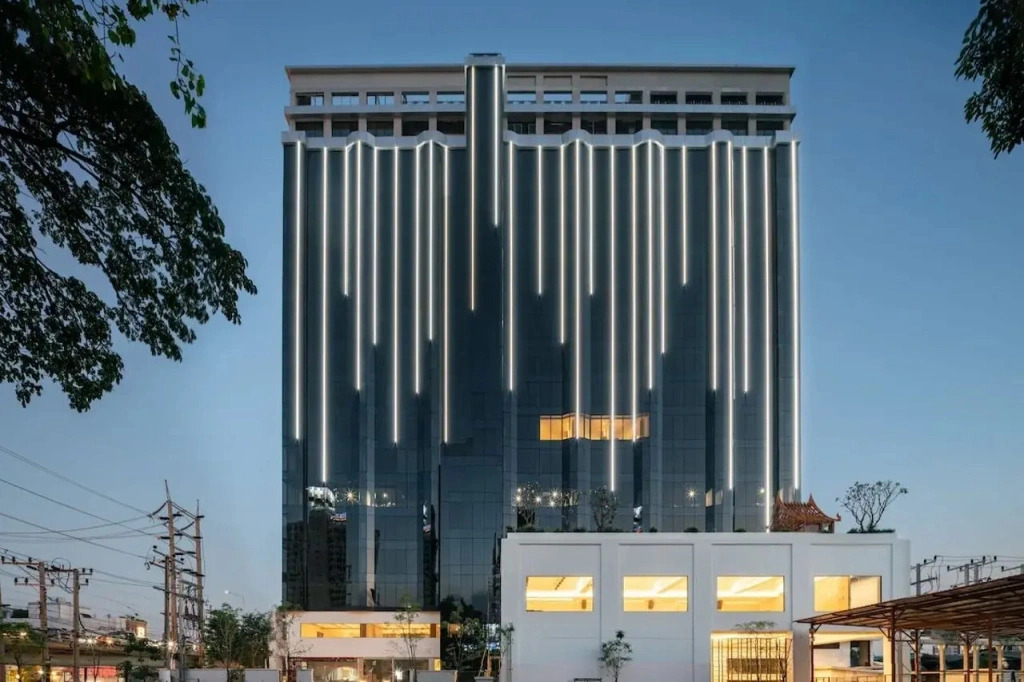 SZ Canalside Hotel
