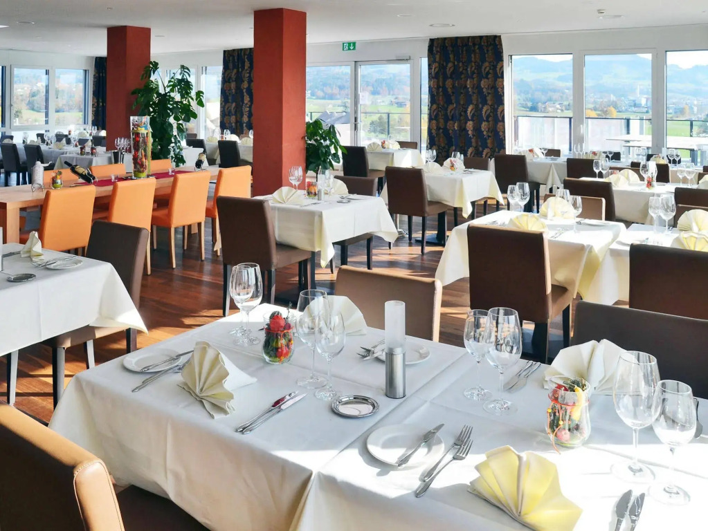 Hotel Swiss Star