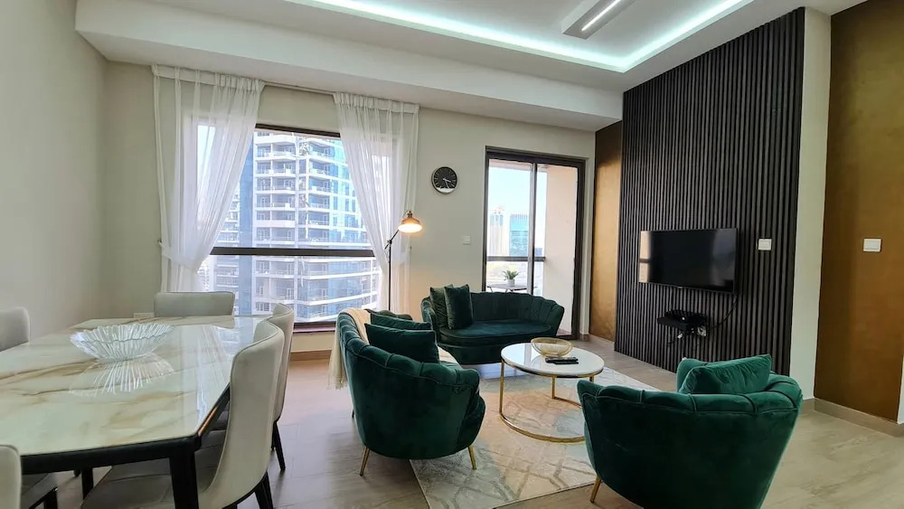 Marco Polo - Stunning Marina Views | High Floor | Close to Tram