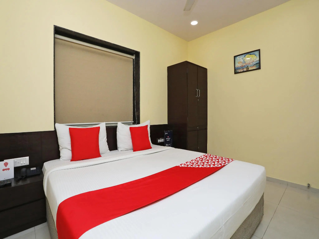 Townhouse 727 Hotel The Platinum