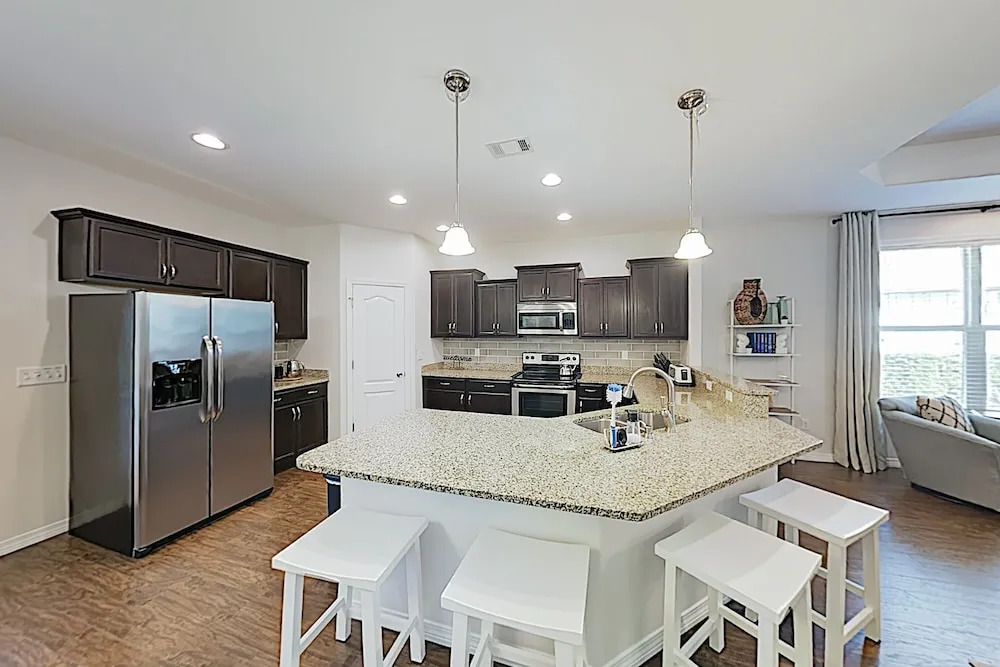 Cypress Breeze Plantation W/ Pool, Near Beach 4 Bedroom Home