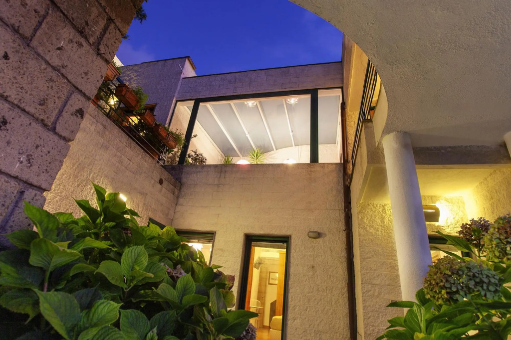 Luxury villa with marvellous terrace overlooking the sea-VILLA LILIANA