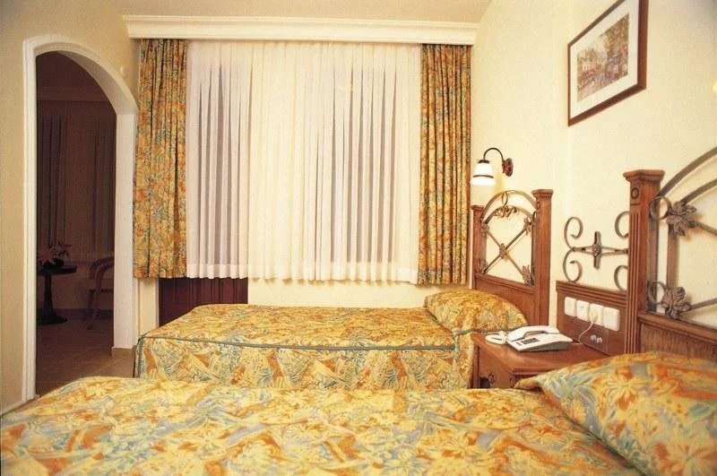 Amber-Rose Apart Hotel