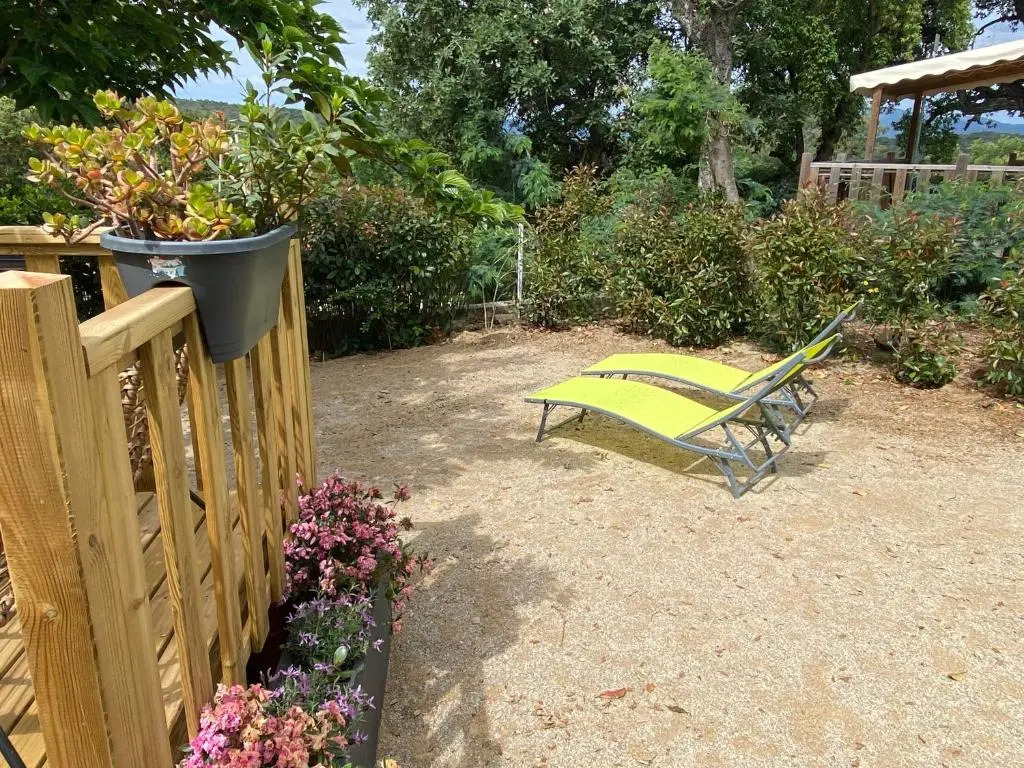 BUNGALOW LUXE 6 personnes