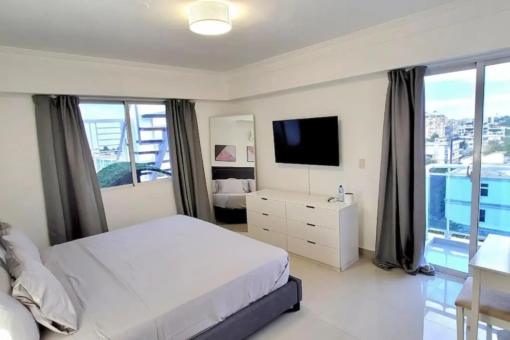 Amazing Ocean View Penthouse, 4 Bdrms, 4.5 Bths