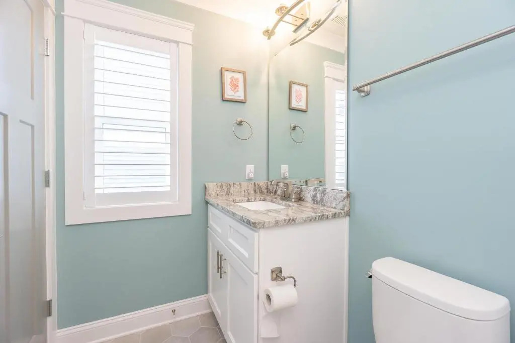 Wait N Sea by Oak Island Accommodations