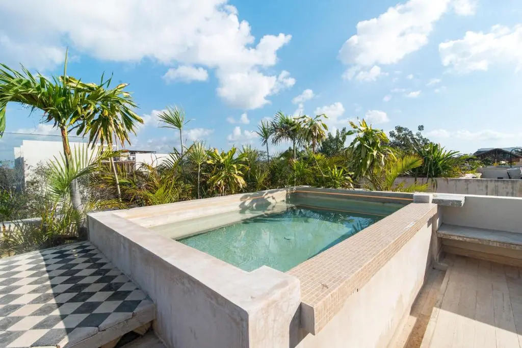 305 Luxury Penthouse with Private Pool