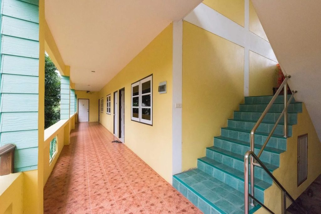 Pachumas Hotel