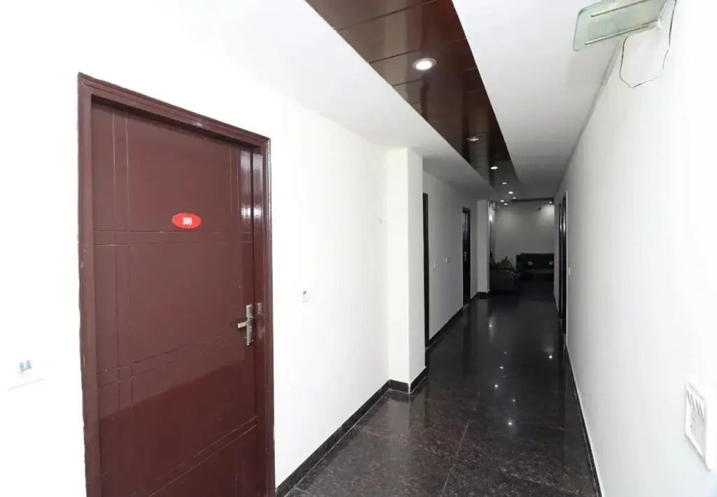 Kehar Palace by OYO Rooms