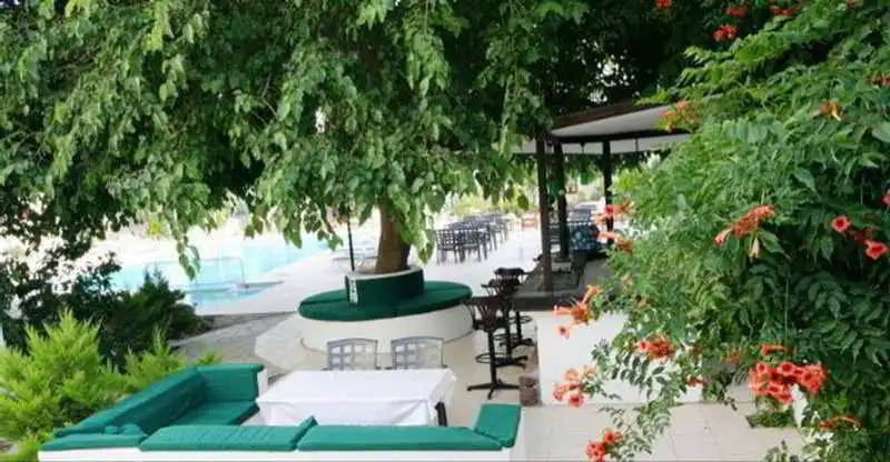 Flora Safir Hotel