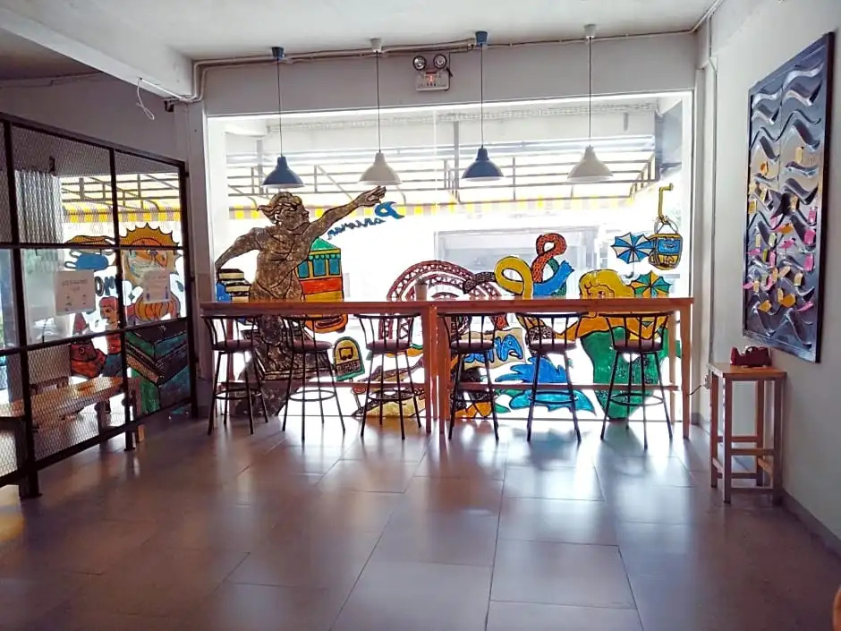 PINX'S HOSTEL