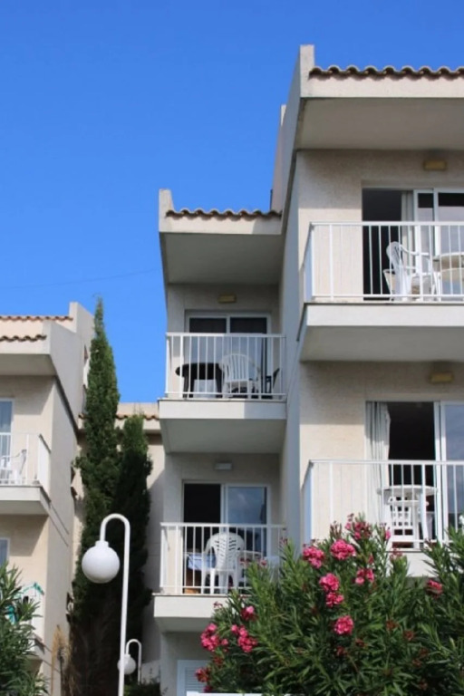 Apartamentos Llevant