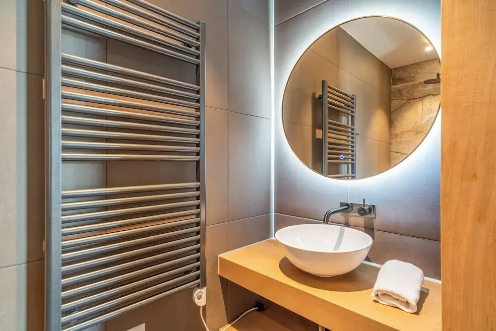 Lavish Apartment With Private Sauna